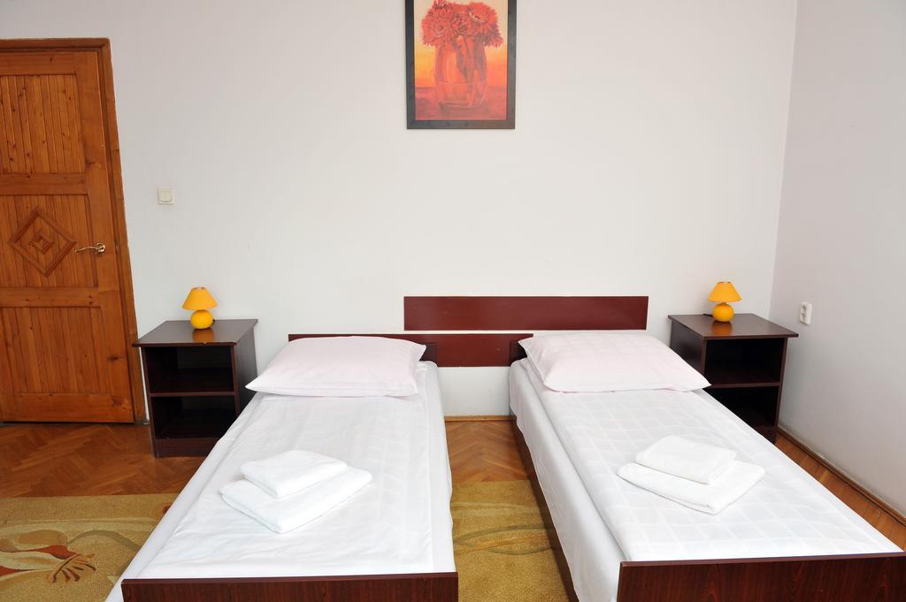 Hotel Krystyna Krakow Room photo
